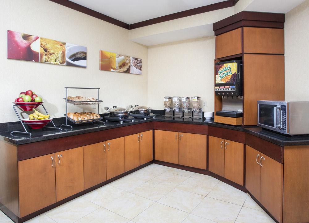 נורת' קנטון Fairfield Inn & Suites Canton מראה חיצוני תמונה